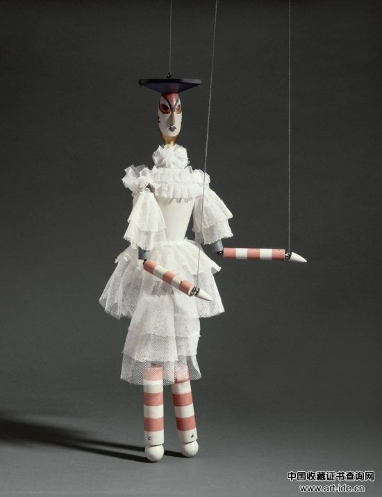 苏菲·陶柏-阿尔普,《Angela(marionette for King Stag)》,1918年